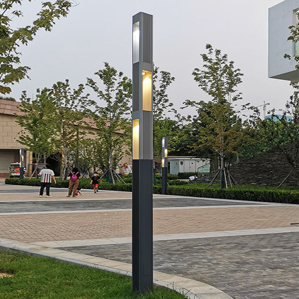 Courtyard lights